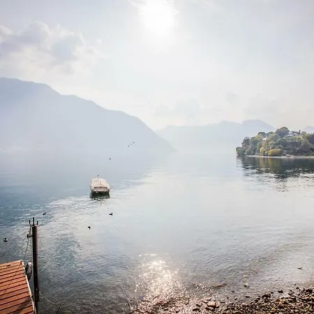 Villa Ossuccio Private Pool On The Lake-by Italian Como