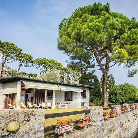 Villa Ossuccio Private Pool On The Lake-by Italian